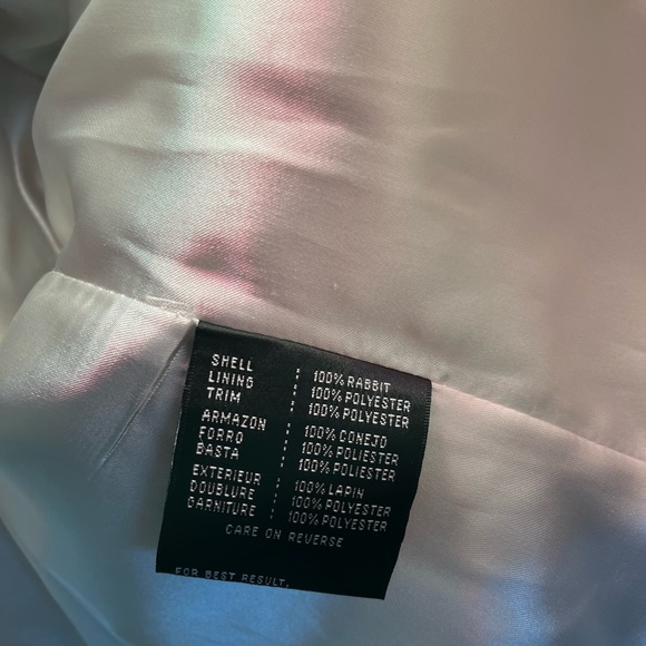 White 100% Rabbit women’s coat. Wore only twice! - Picture 6 of 6